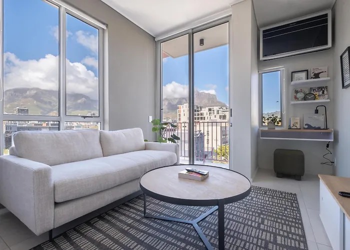 The Rose 505: Stylish City Centre Studio