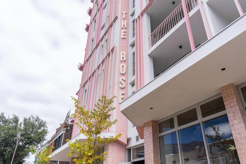 The Rose 505: Stylish Centre *