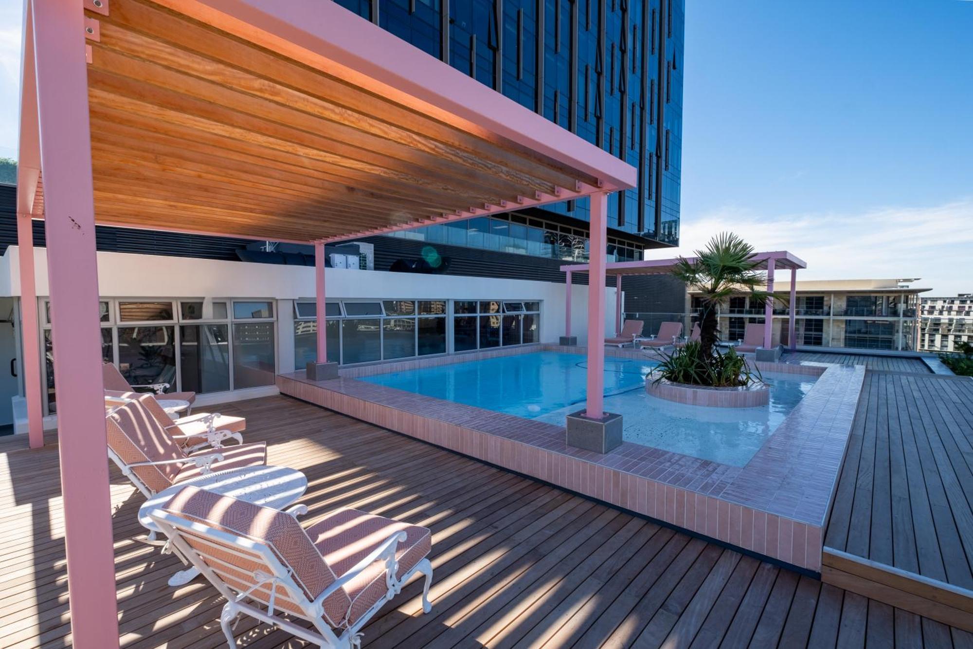 The Rose 505: Stylish Centre Apartment *