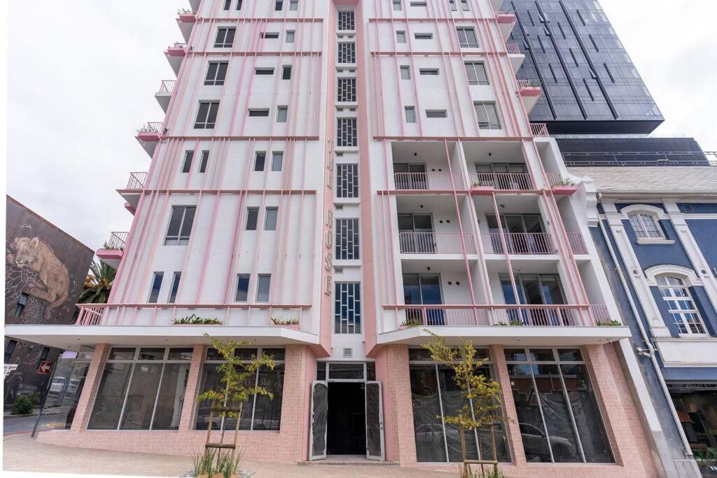 The Rose 505: Stylish Centre *