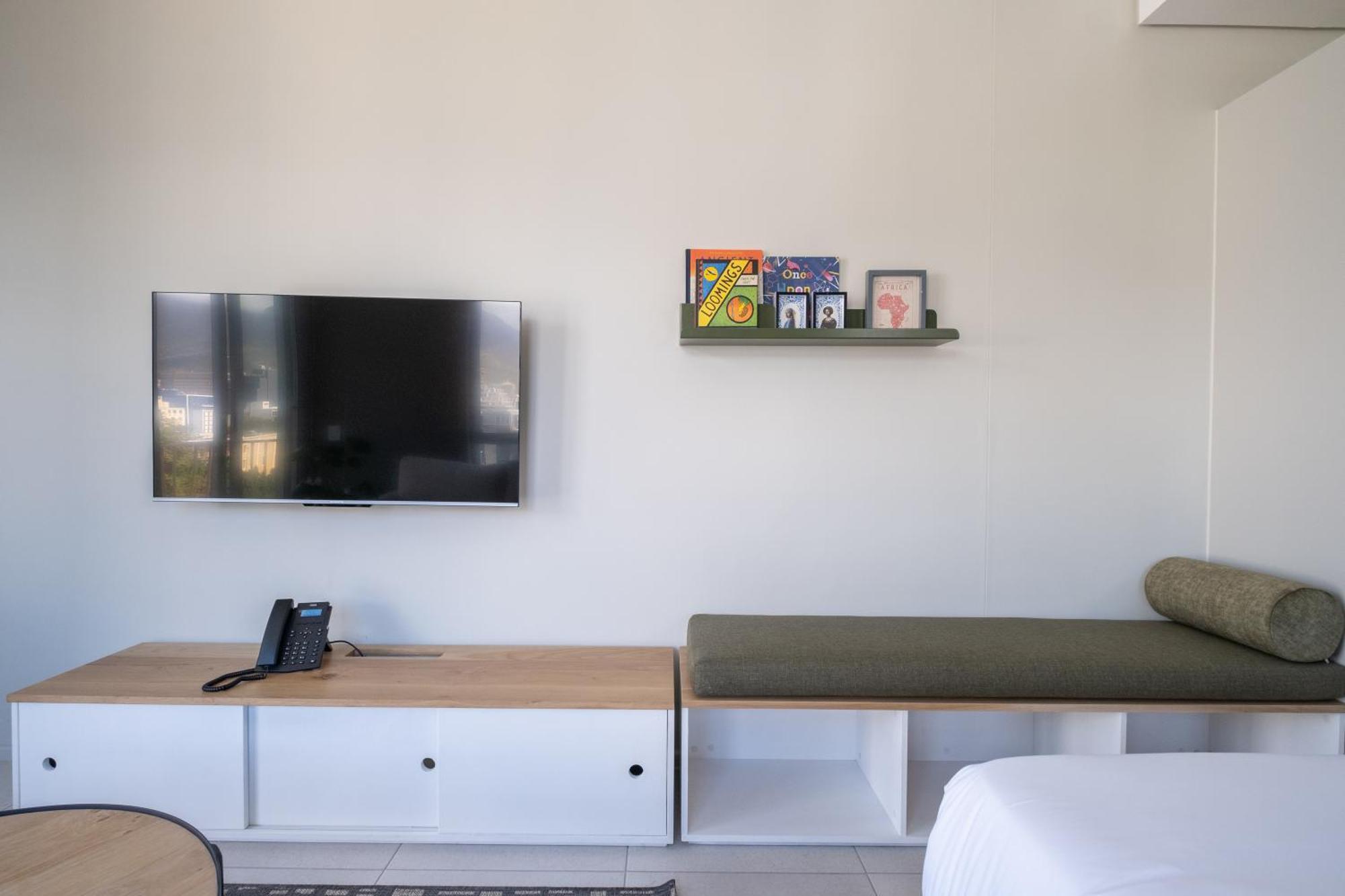 The Rose 505: Stylish Centre * Cape Town